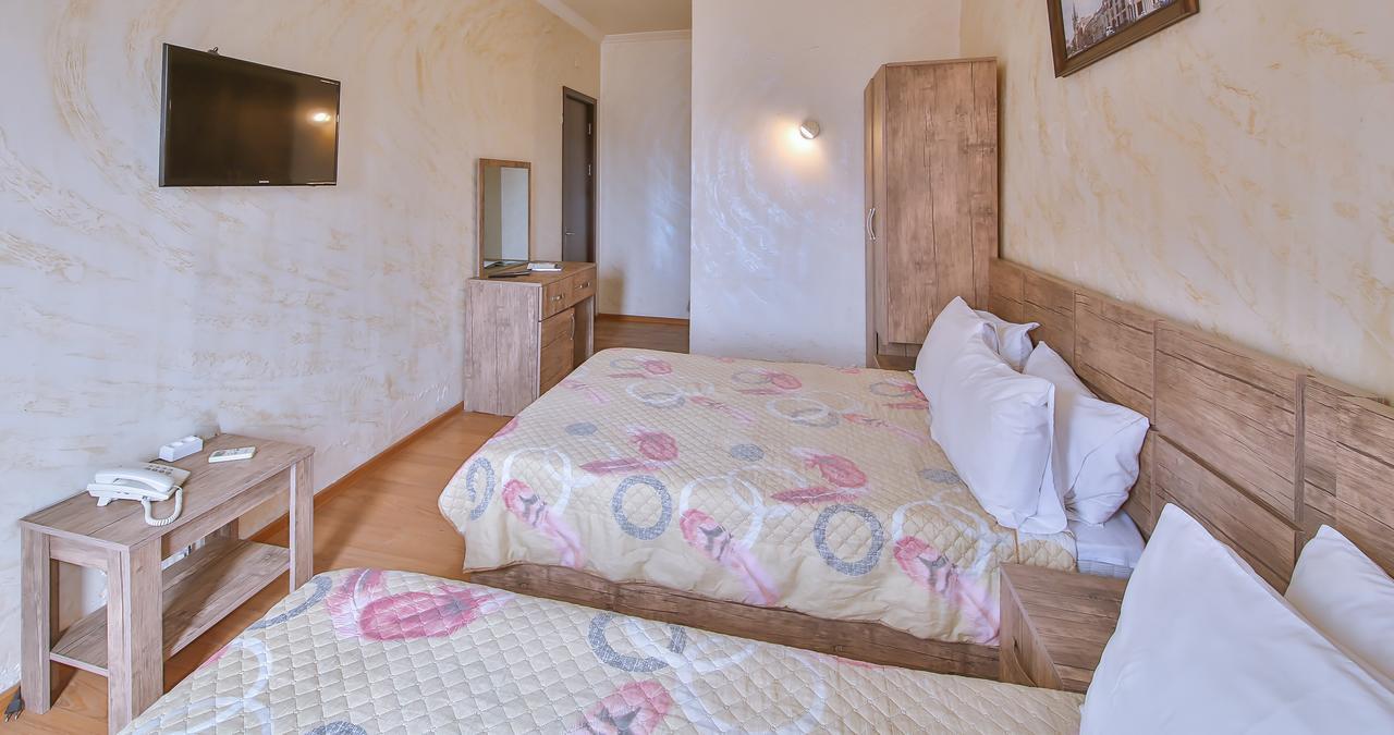 Royal Hotel Batumi Zewnętrze zdjęcie