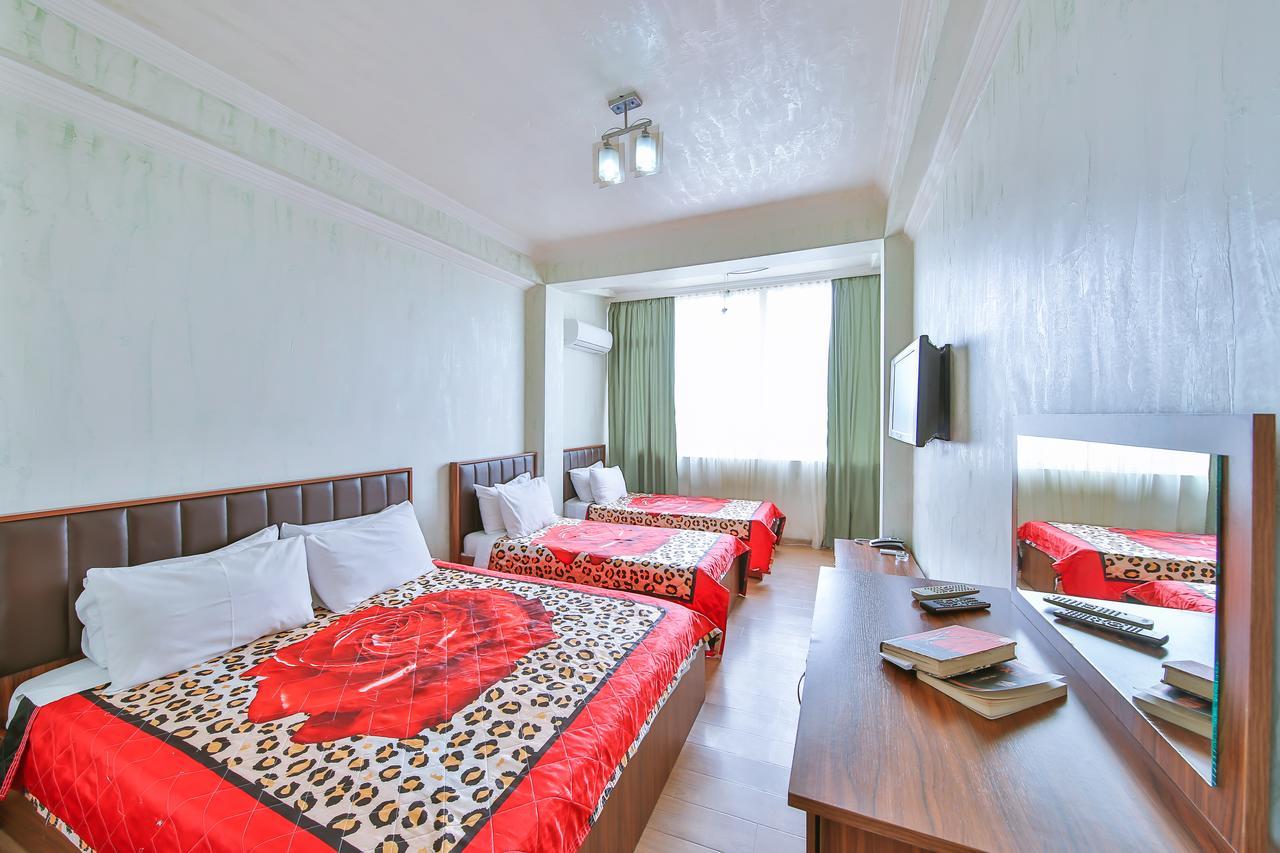 Royal Hotel Batumi Zewnętrze zdjęcie