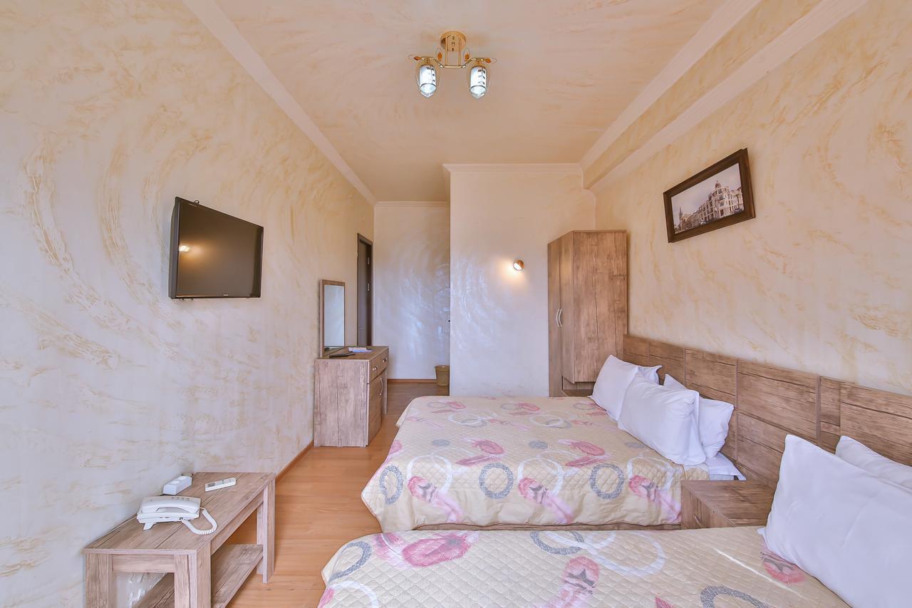 Royal Hotel Batumi Zewnętrze zdjęcie