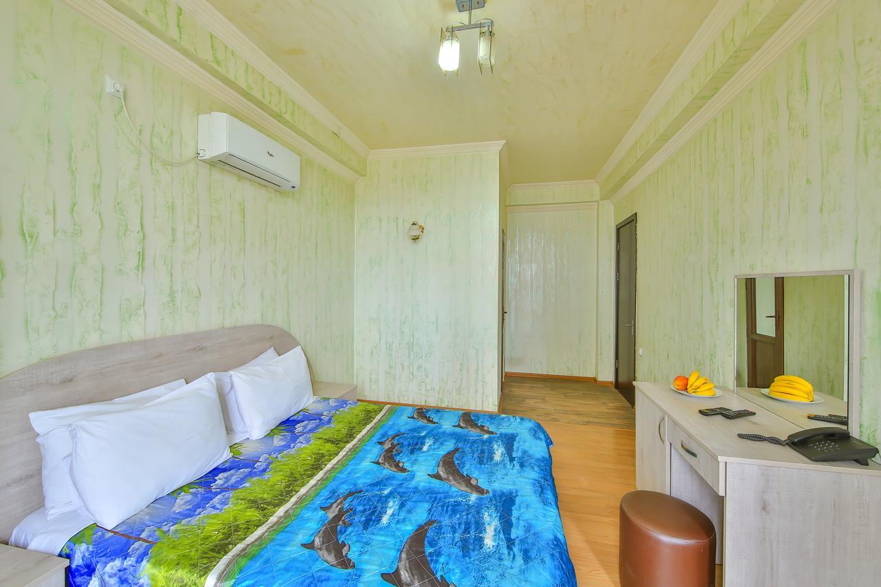 Royal Hotel Batumi Zewnętrze zdjęcie