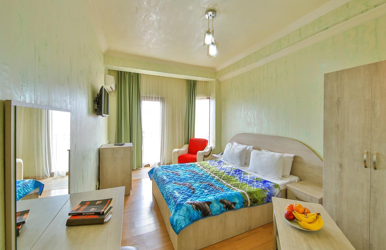 Royal Hotel Batumi Zewnętrze zdjęcie