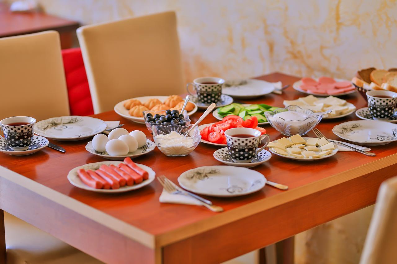 Royal Hotel Batumi Zewnętrze zdjęcie