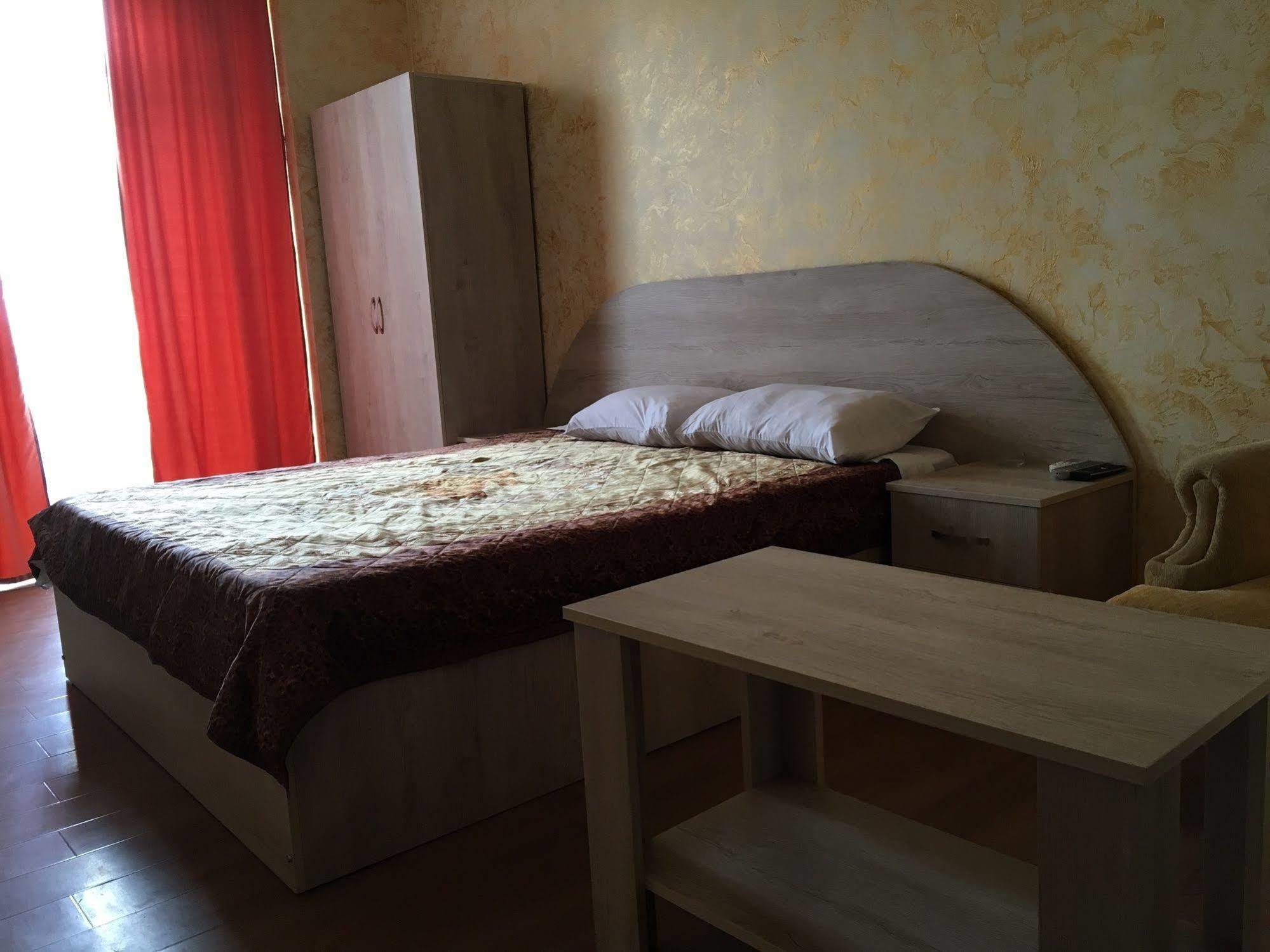 Royal Hotel Batumi Zewnętrze zdjęcie