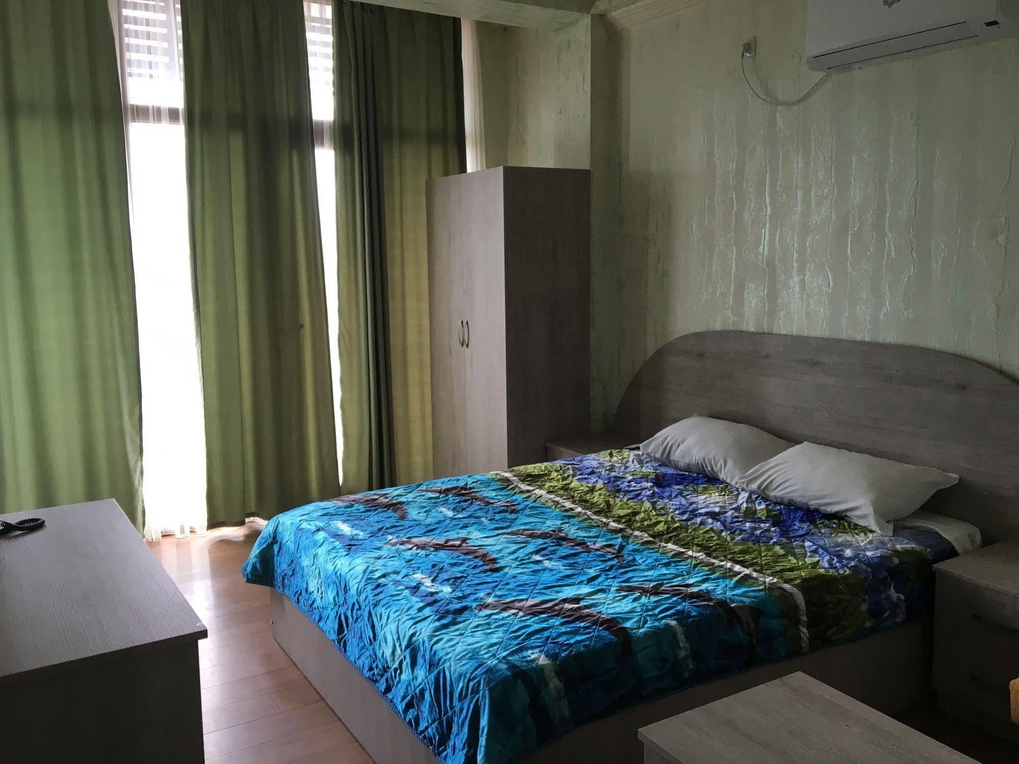 Royal Hotel Batumi Zewnętrze zdjęcie